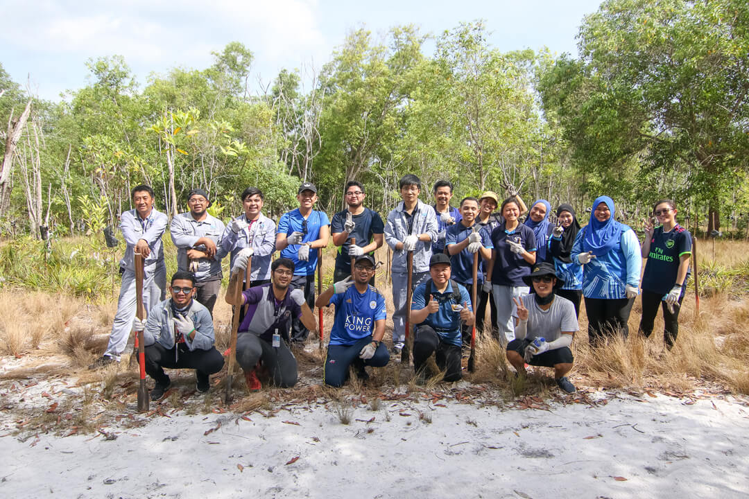 Hengyi Industries Contributes to Increasing Brunei’s Carbon Sink with 5 th Reforestation Project